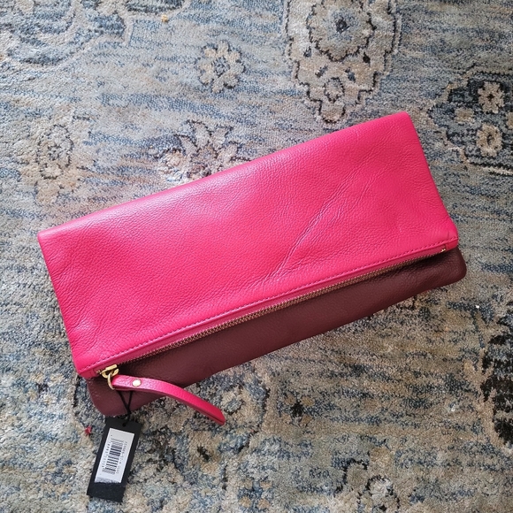 NWT REAL LEATHER BANANA REPUBLIC CLUTCH - Picture 6 of 10